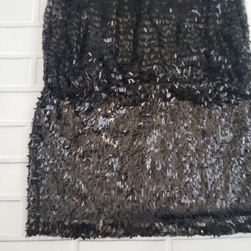Arden B. Black Shimmering Sequin Metallic Dress - Picture 8 of 8